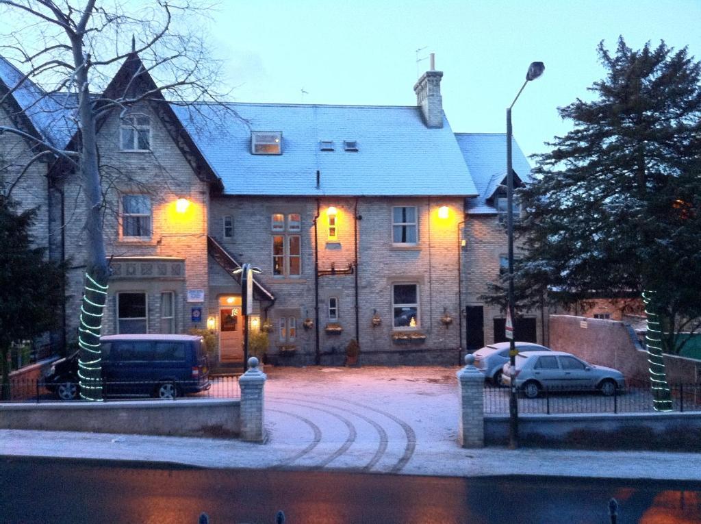 Bishops Guest Accommodation Йорк Екстериор снимка