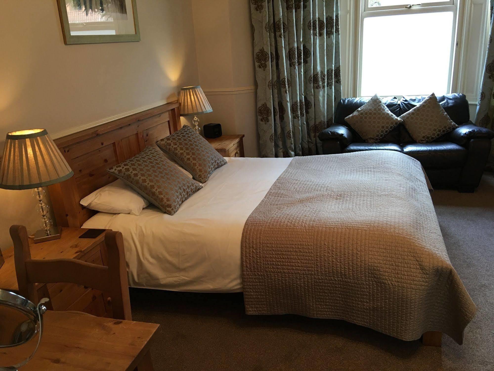 Bishops Guest Accommodation Йорк Екстериор снимка
